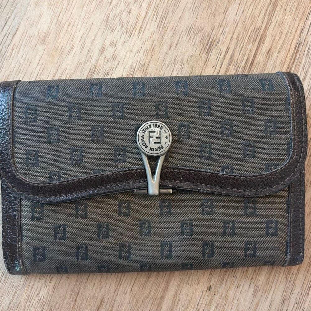 Fendi vintage wallet card holder